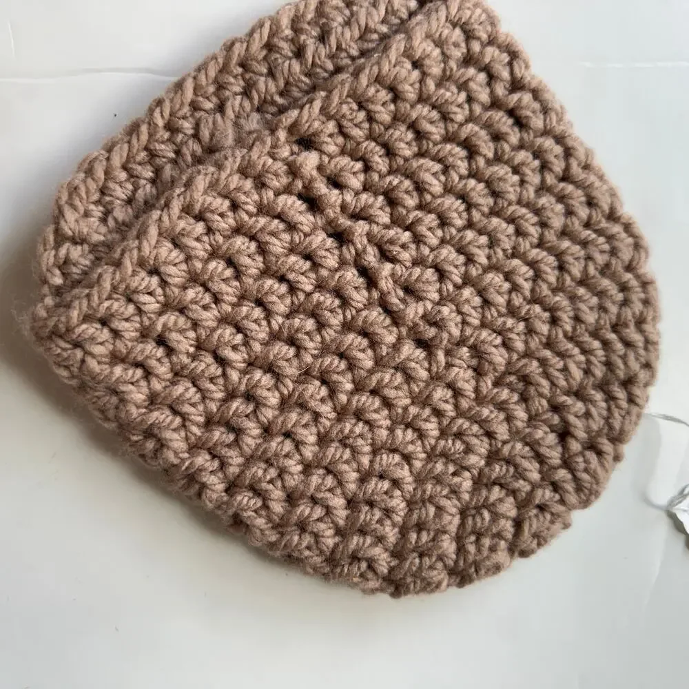 Adorable Knit Baby Hat - Perfect for Infants!